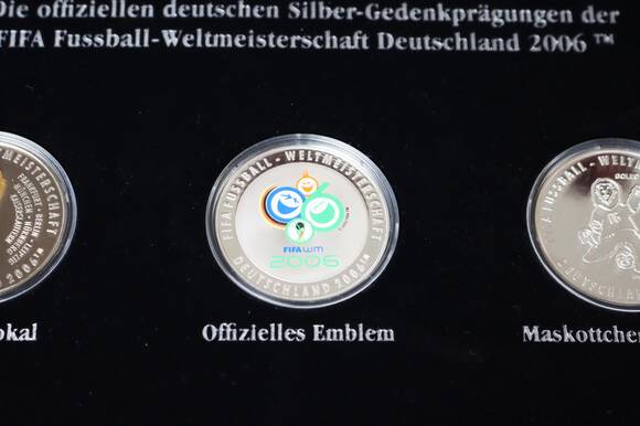 FIFA-FUSSBALL-WM 2006 IN DEUTSCHLAND, schöne Silber-Grundstocksammlung