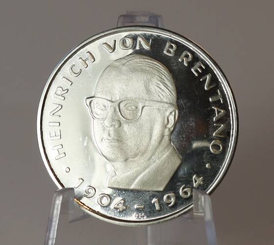 HEINRICH VON BRENTANO, Sterlingsilber-Medaille 1973