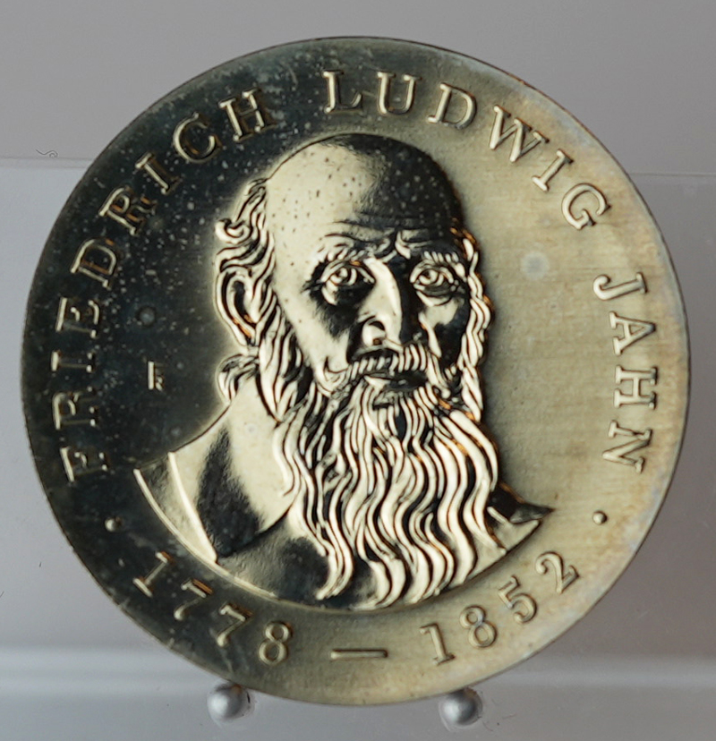 DDR 5 Mark 1977 Friedrich Ludwig Jahn Jaeger 1564