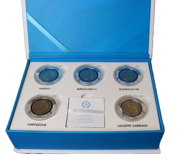 SAN MARINO 5 x 2 Euro 2017 R Kursmünze mit Polymerring in Unterlicht-Box SAN MARINO 5 x 2 Euro 2017 R Kursmünze mit Polymerring in Unterlicht-Box