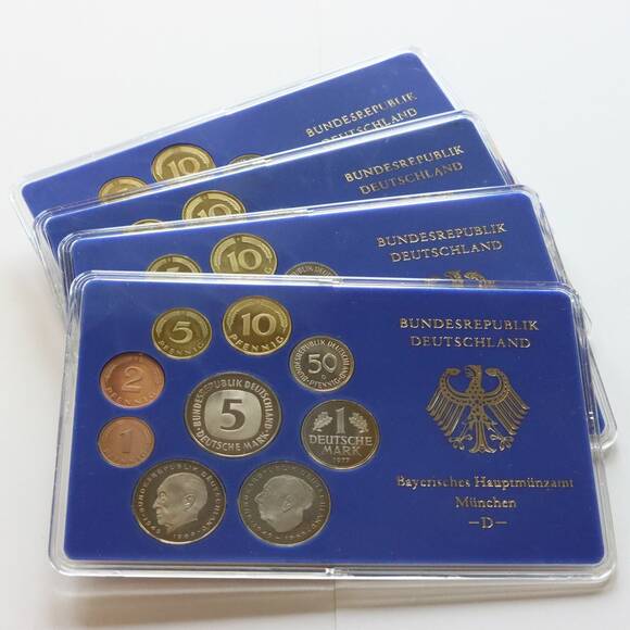 BRD 1977 Kursmünzsätze DFGJ komplett