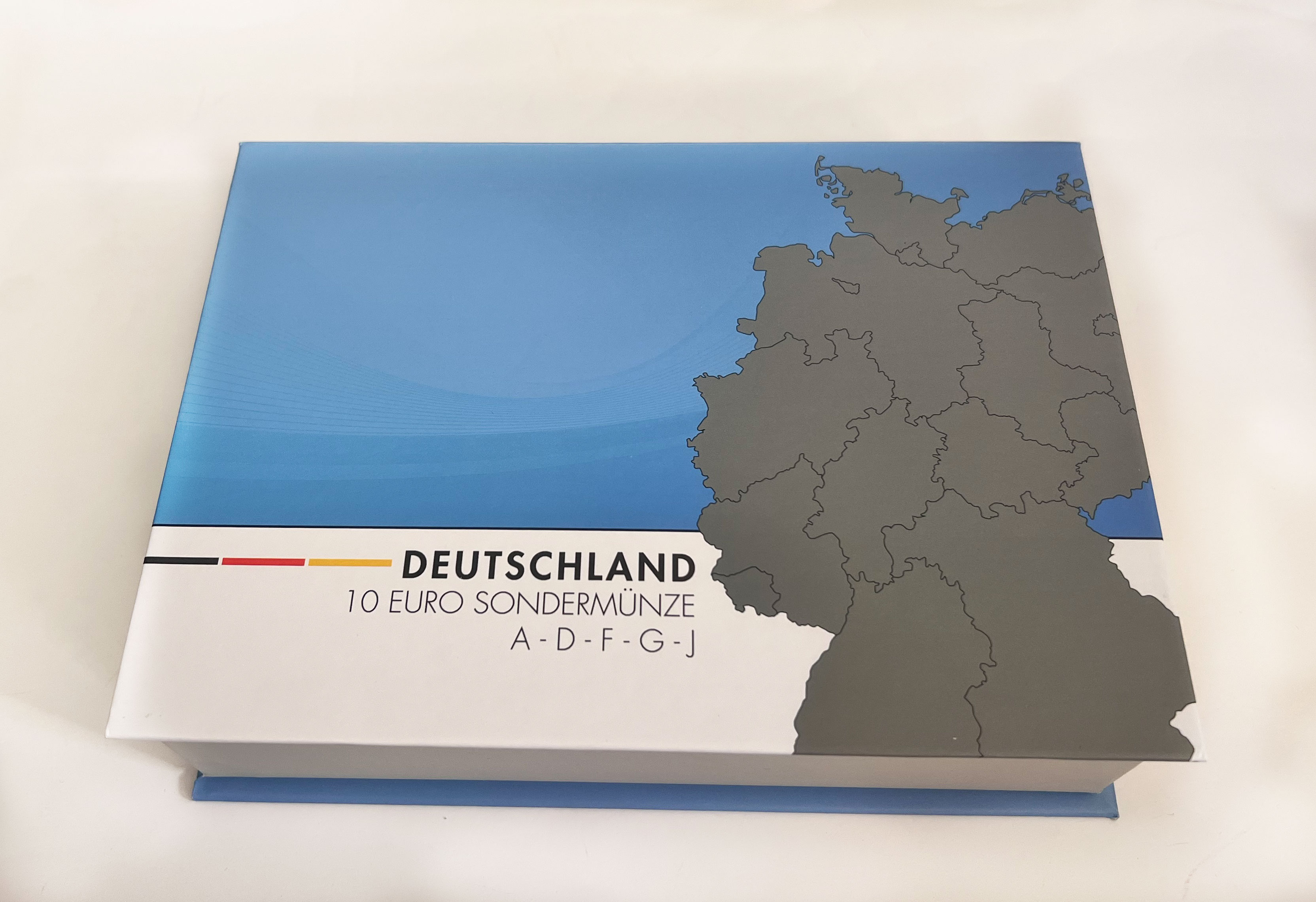 BRD 5 x 10 Euro Polymer 2022 Pflege in Unterlicht-Box